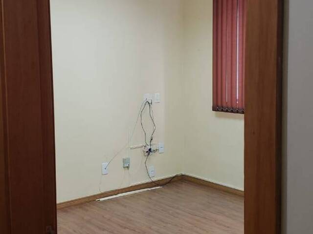 #2858 - Conjunto Comercial para Venda em Santos - SP