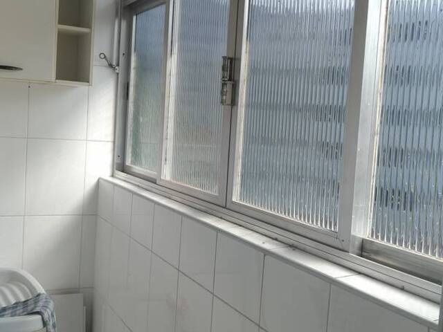 #2303 - Apartamento para Locação em Santos - SP
