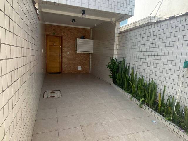 #3169 - Casa para Venda em Santos - SP - 2